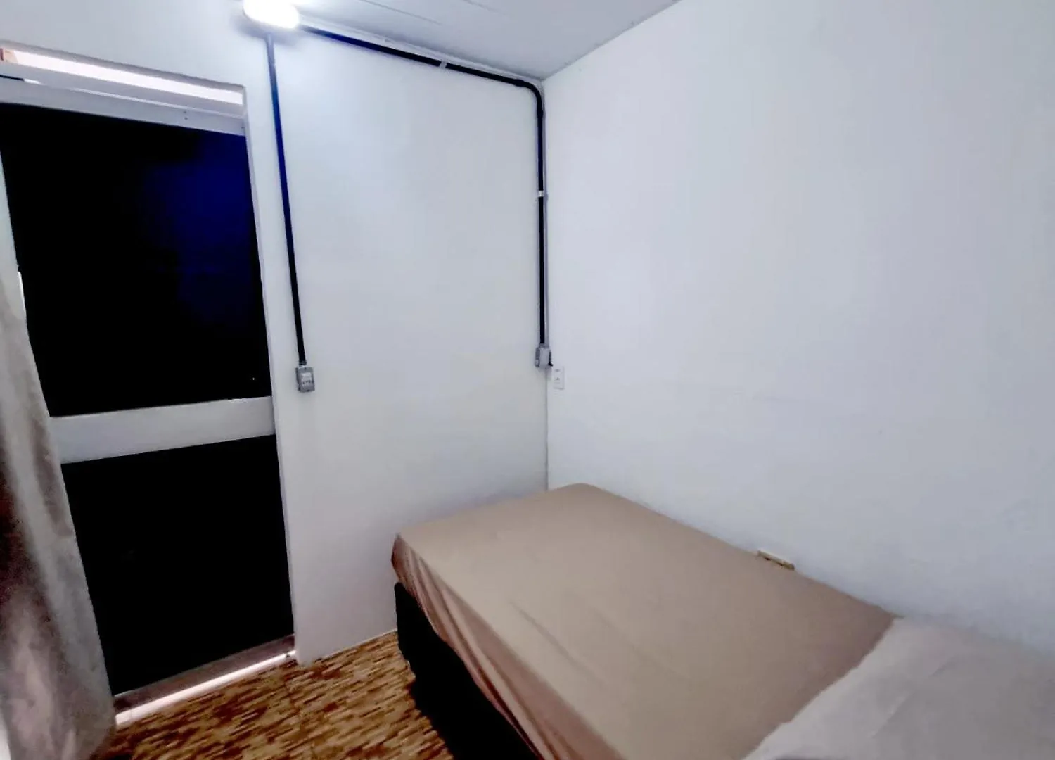 @Hostel_Vibe_Descolada Recife 0*,